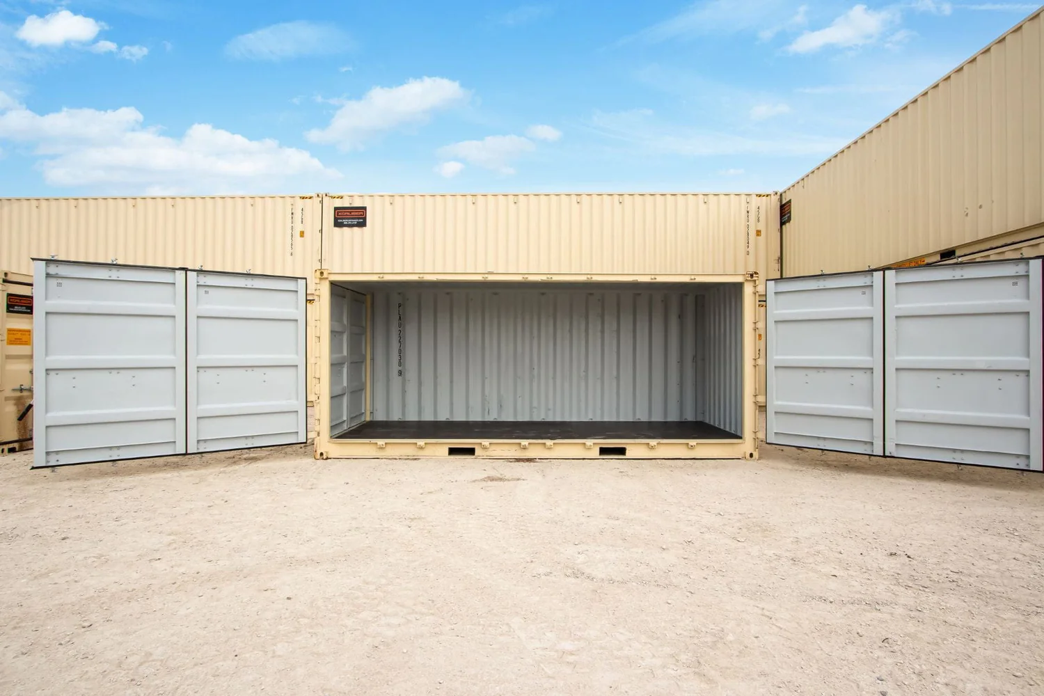 Used 20ft With sidedoors - Image 5