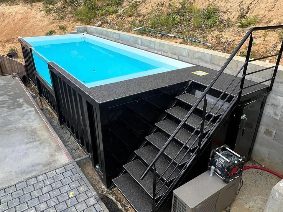 20ft Shipping Container Swimming Pool with Convenient Side Staircase