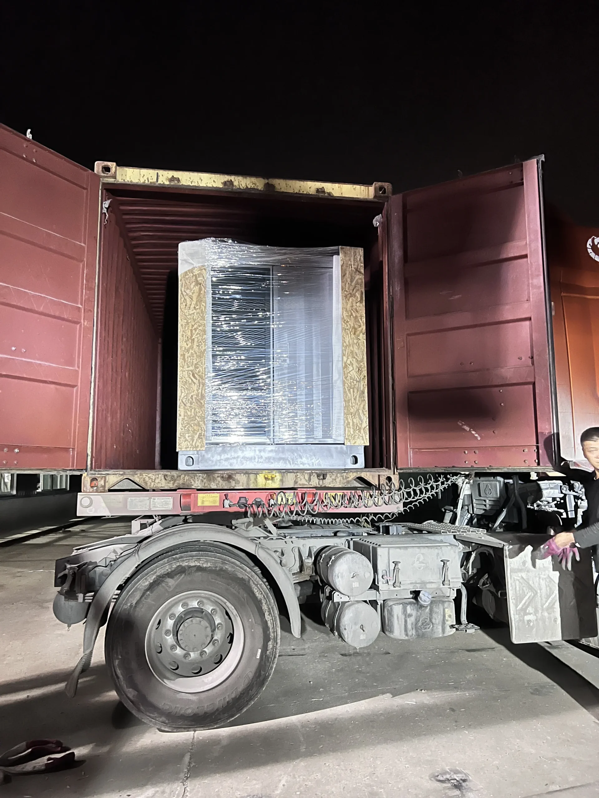 20ft Mobile Foldable Fully Automatic Container Swimming Pool - Image 4